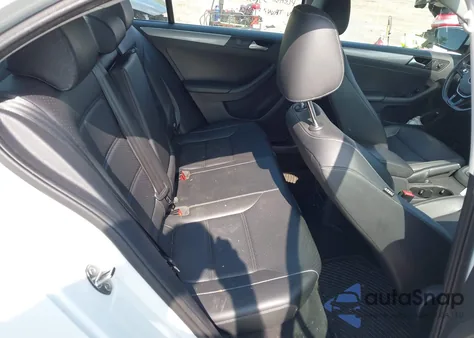 2018 Volkswagen Jetta 1.4T Se/1.4T Wolfsburg Edition из США, поврежденный, VIN 3VWDB7AJXJM261479